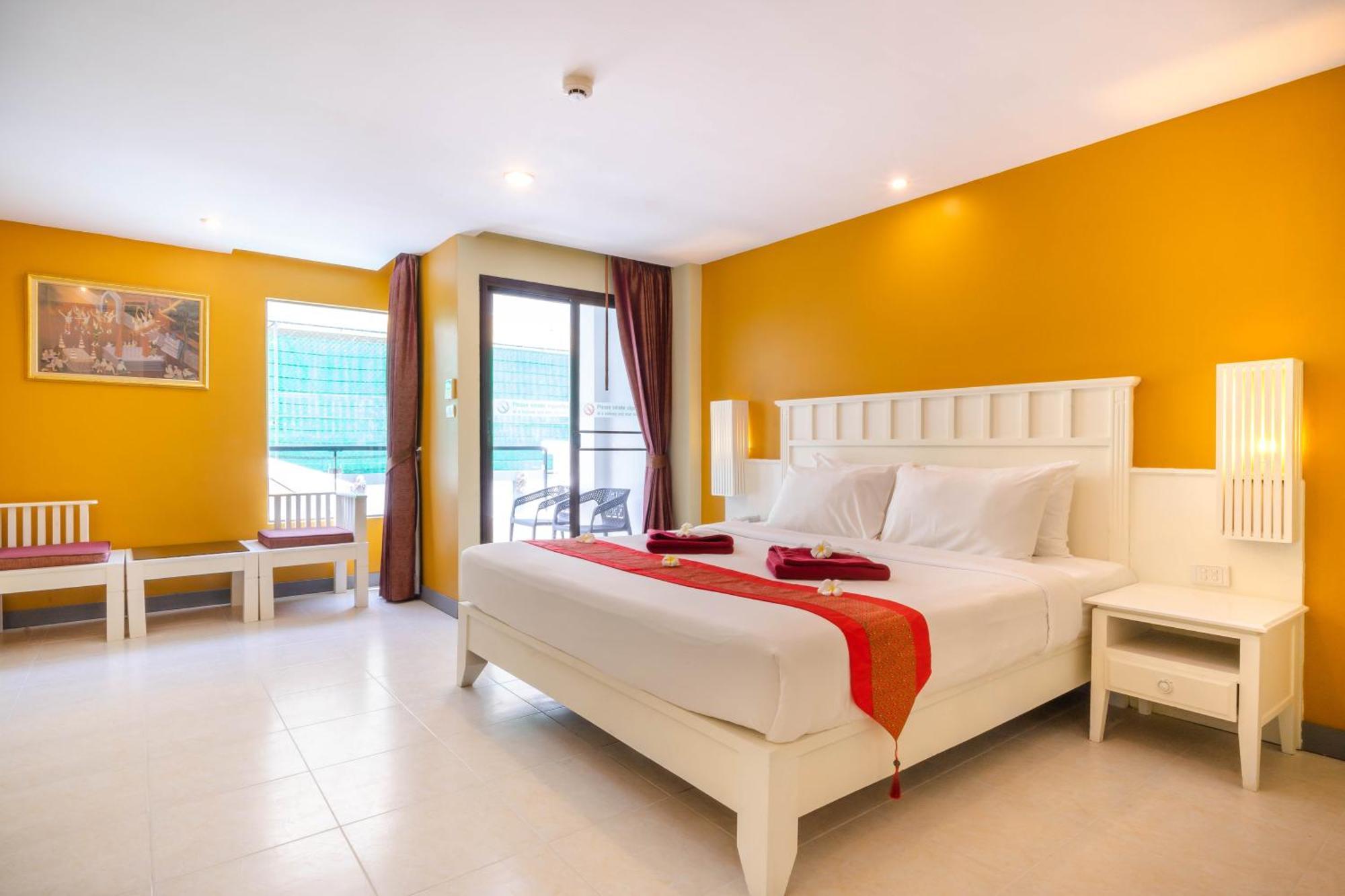 La Vintage - Patong, Phuket Hotel 4*